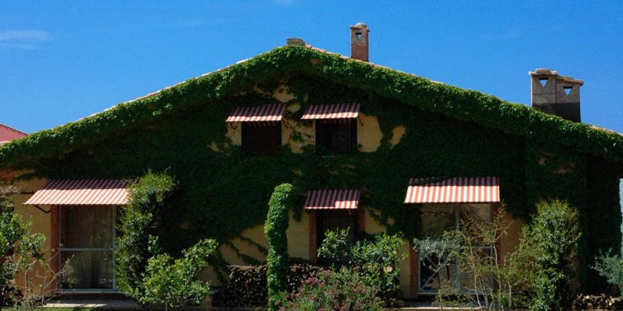 L'Isola Di Rosa - Relais & Hotel Di Charme Черветере Экстерьер фото